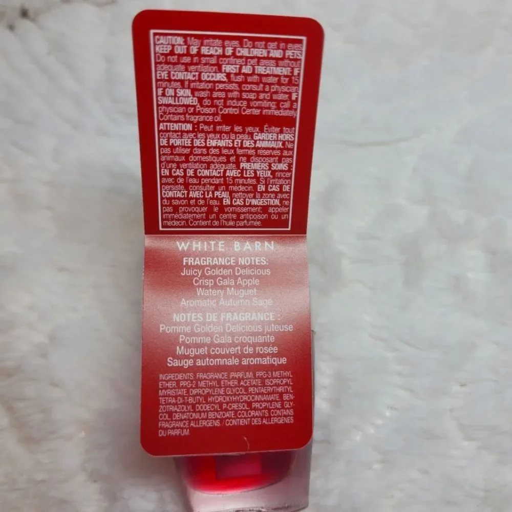 BBW White Barn Country Apple Wallflower Refill Bulb New OOS
